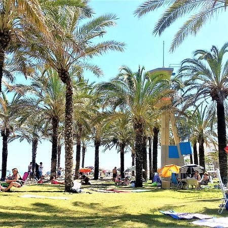 La Carihuela - Apartamento De 3 Dormitorios -A 300Mtrs De La Playa Torremolinos Bagian luar foto
