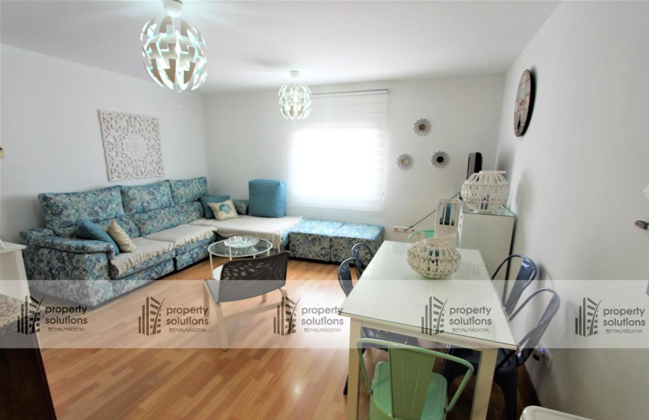 La Carihuela - Apartamento De 3 Dormitorios -A 300Mtrs De La Playa Torremolinos Bagian luar foto