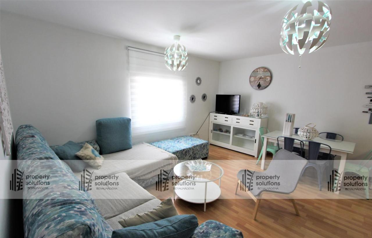 La Carihuela - Apartamento De 3 Dormitorios -A 300Mtrs De La Playa Torremolinos Bagian luar foto