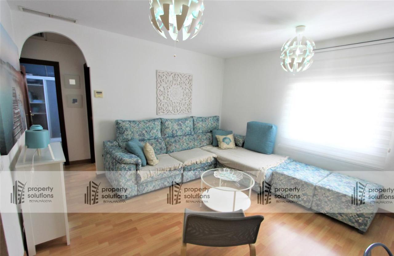 La Carihuela - Apartamento De 3 Dormitorios -A 300Mtrs De La Playa Torremolinos Bagian luar foto
